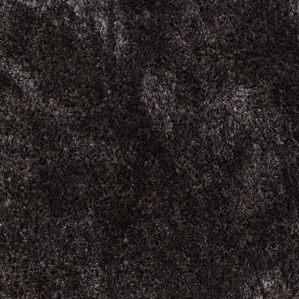 hand-tufted-shag-polyester-round-rug-solid-beige-gray-closeup 1