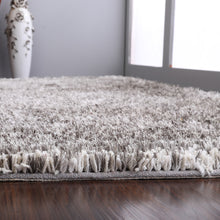 hand-tufted-shag-polyester-solid-gray-white-rectangle-rug-closeup-3