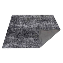 hand-tufted-shag-polyester-solid-gray-white-square-rug-side-3