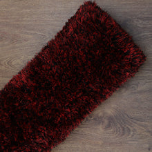 hand-tufted-shag-polyester-solid-red-black-rectangle-rug-closeup-4