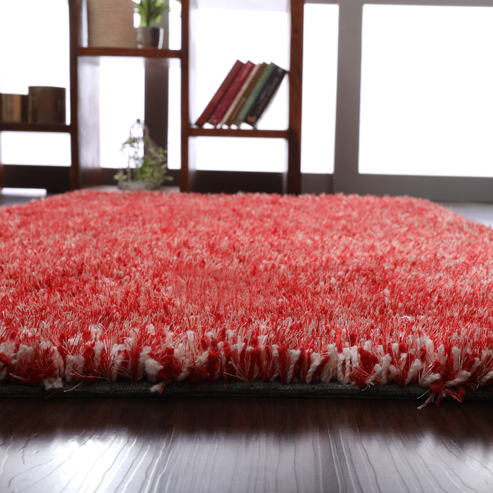 hand-tufted-shag-polyester-solid-red-whit-rug-closeup-3