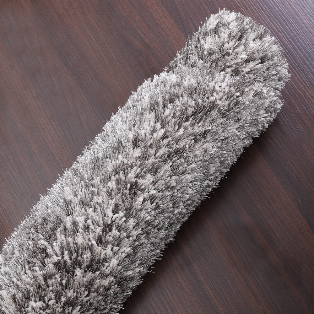 hand-tufted-shag-polyester-solid-silver-white-round-rug-closeup-4