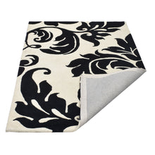 Hoya Hand Tufted Rug
