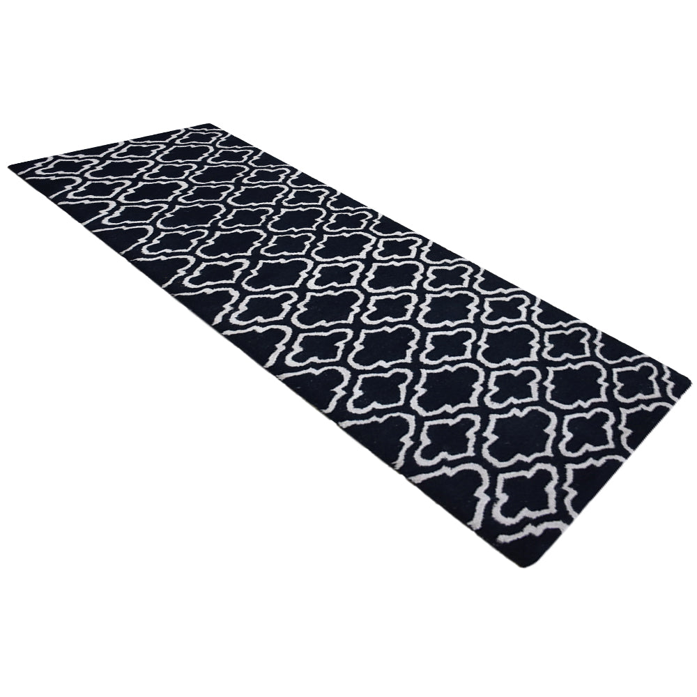 hand-tufted-geometric-black-white-runner-rug-side-2