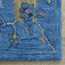 Black-Eyed Susan Hand Tufted Rug