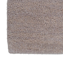 Meadowfoam Hand Tufted Rug