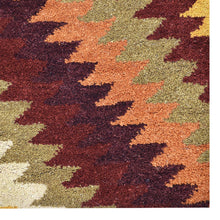 Minimal Hand Tufted Rug