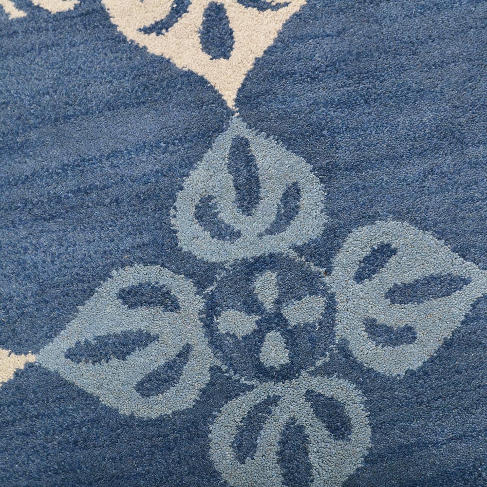 Hand Tufted Wool Round Area Rug Floral Blue K00661