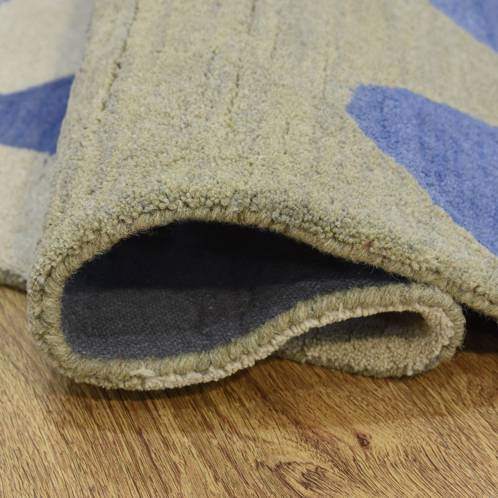 hand-knotted-wool-abstract-multicolor-round-rug-closeup-5
