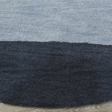 hand-knotted-wool-contemporary-multicolor-round-rug-closeup-2