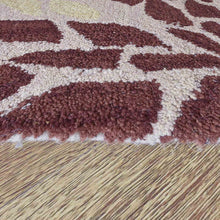 Gerbera Hand Tufted Rug