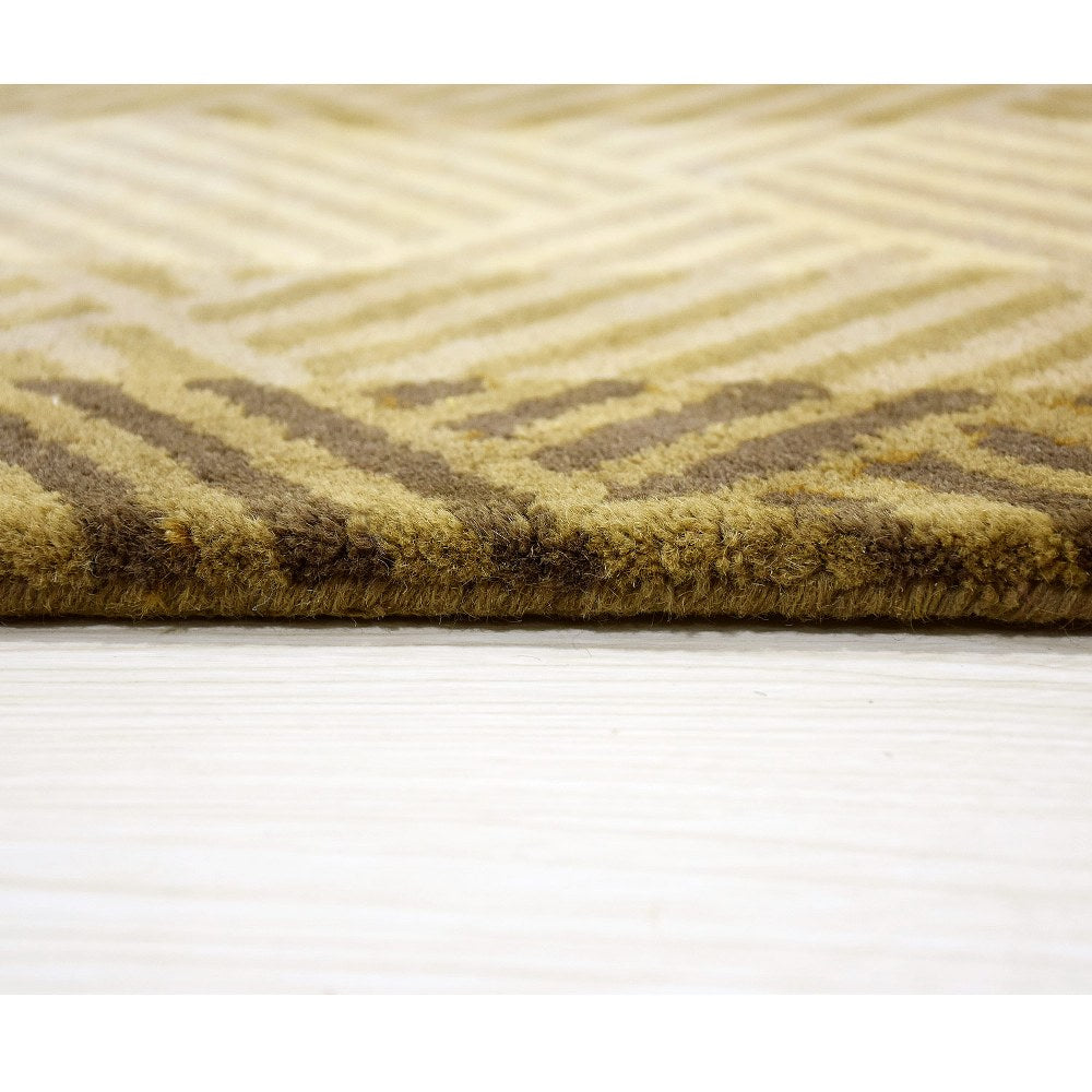 Refined Hand Tufted Rug