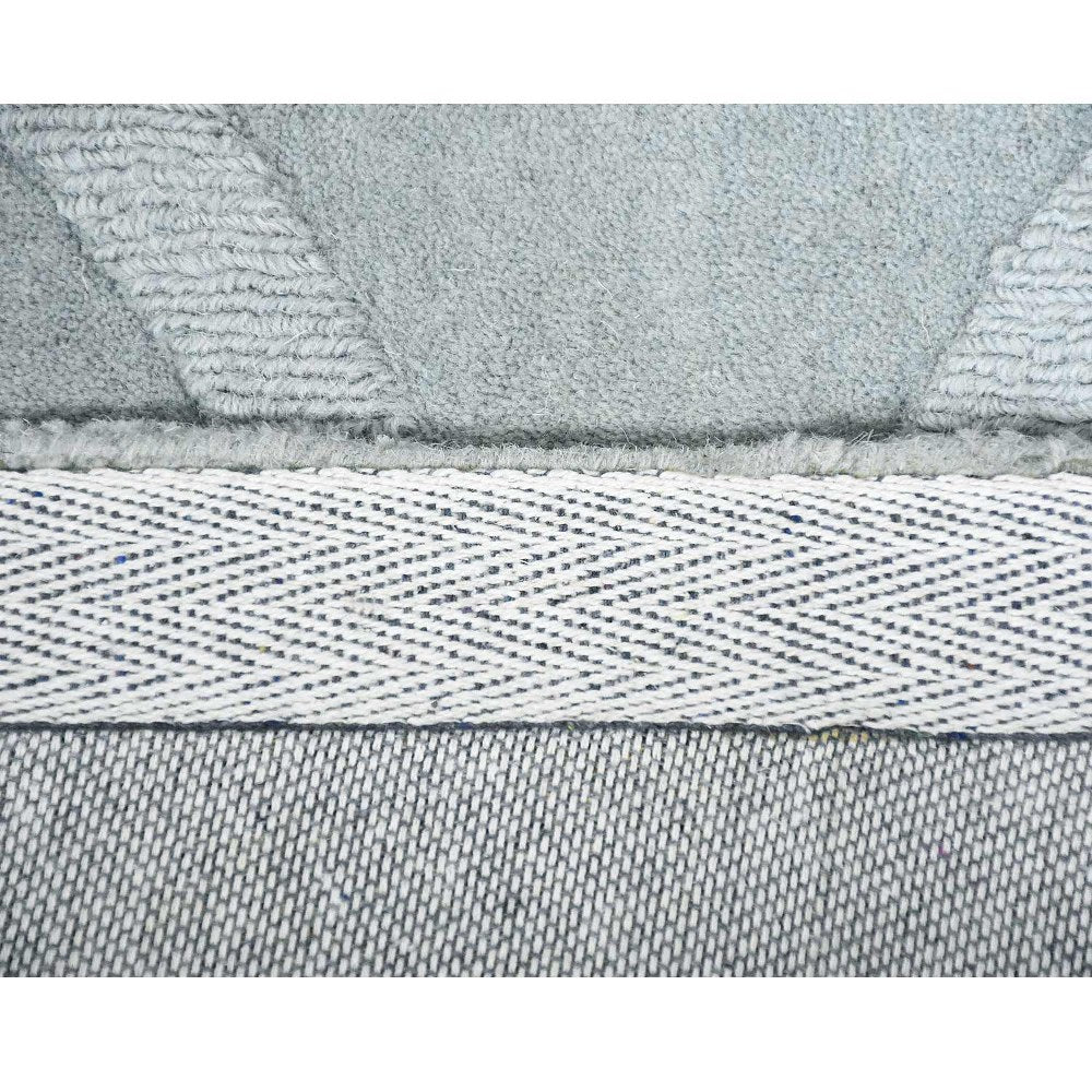 hand-tufted-wool-area-rug-contemporary-light-green-closeup 3