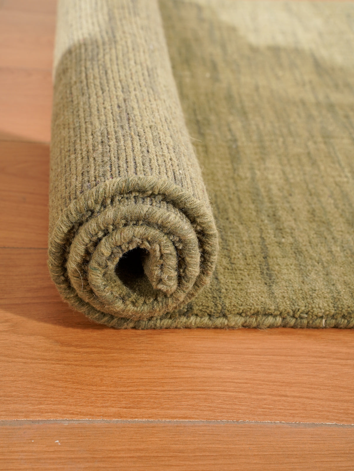Silken Premium Hand Knotted Wool Rug