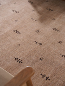 Lille Premium Hand Knotted Wool Rug