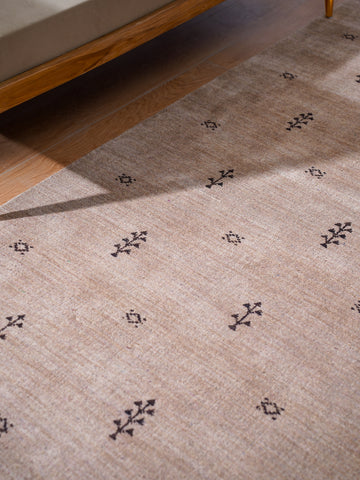 Lille Premium Hand Knotted Wool Rug