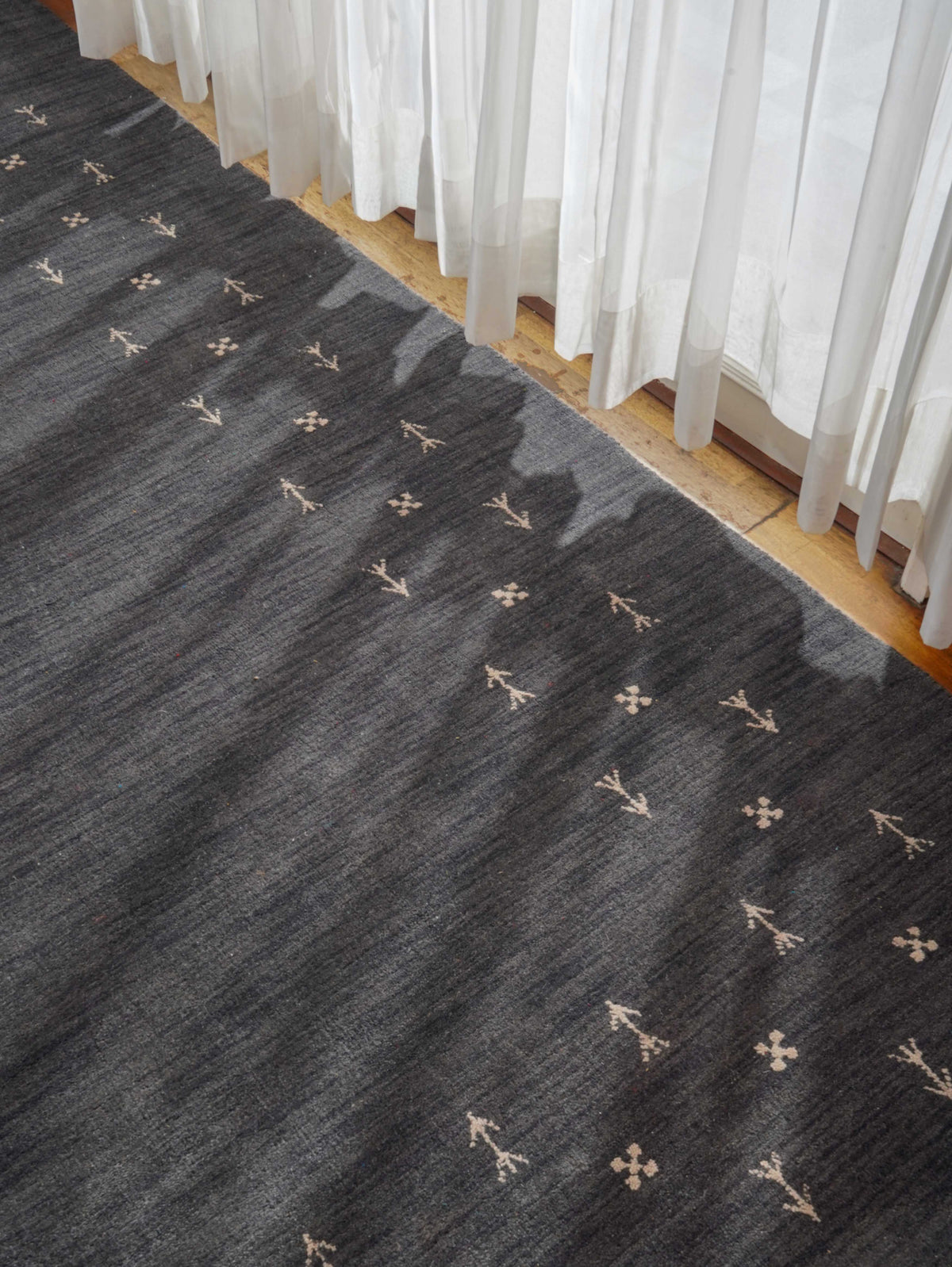 Dalian Premium Hand Knotted Wool Rug