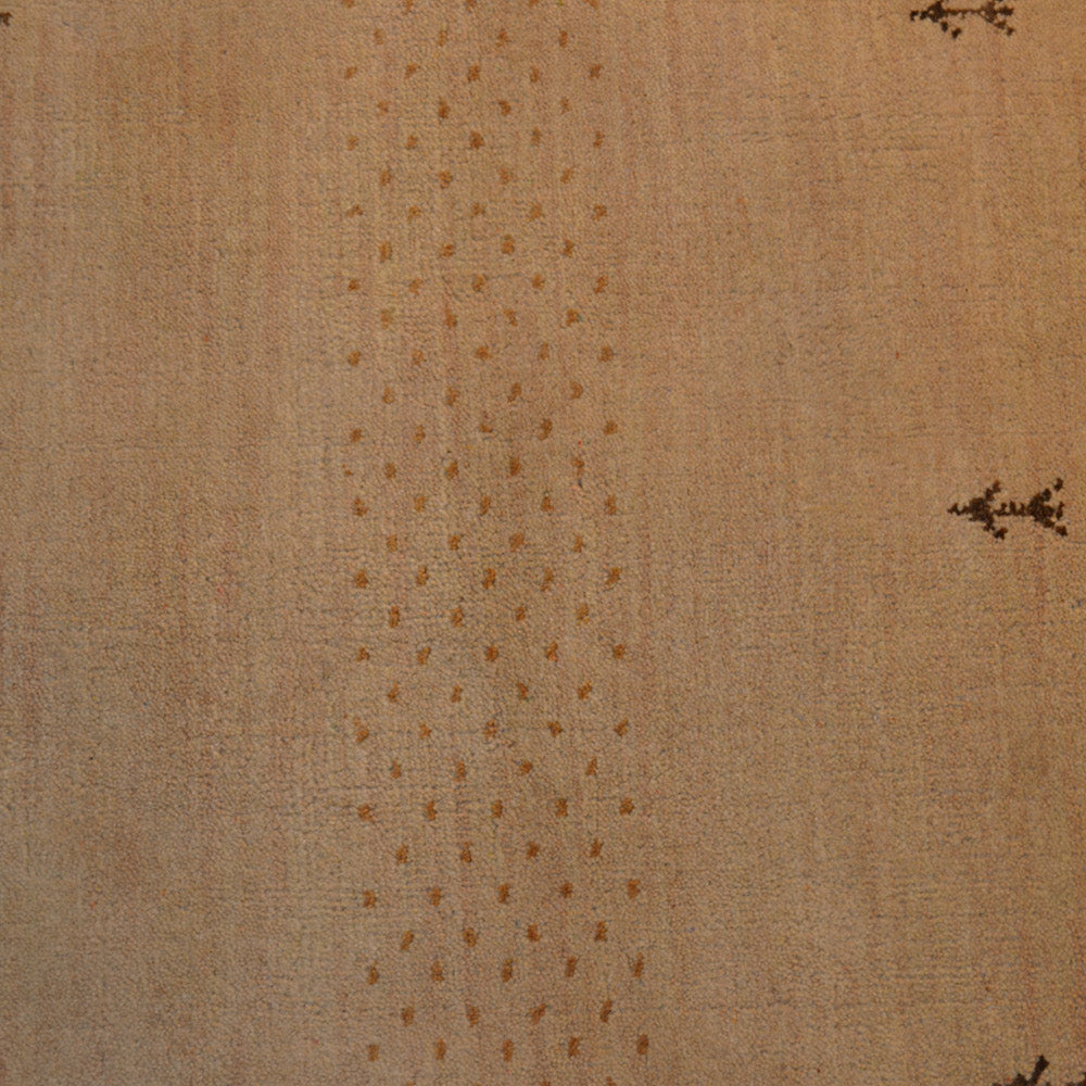 hand-knotted-loom-wool-area-rug-contemporary-beige-closeup3