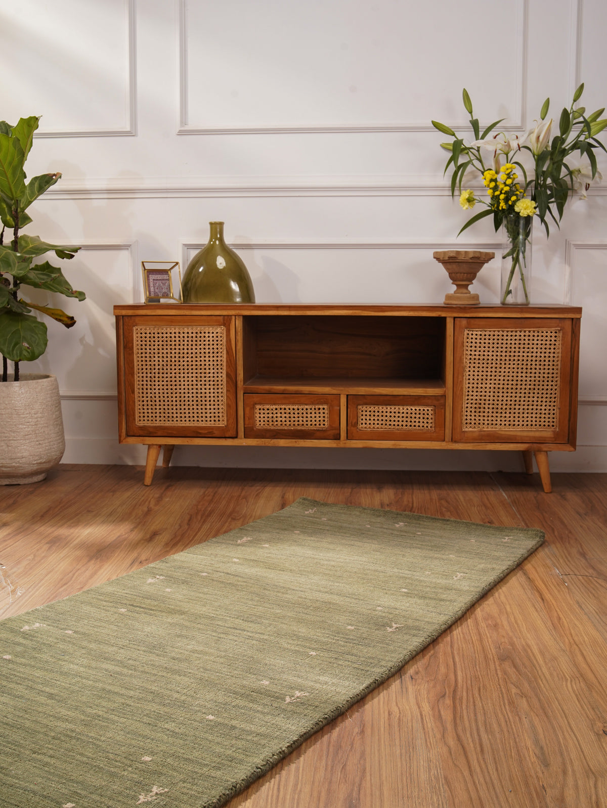 Novosibirsk Premium Hand Knotted Wool Rug