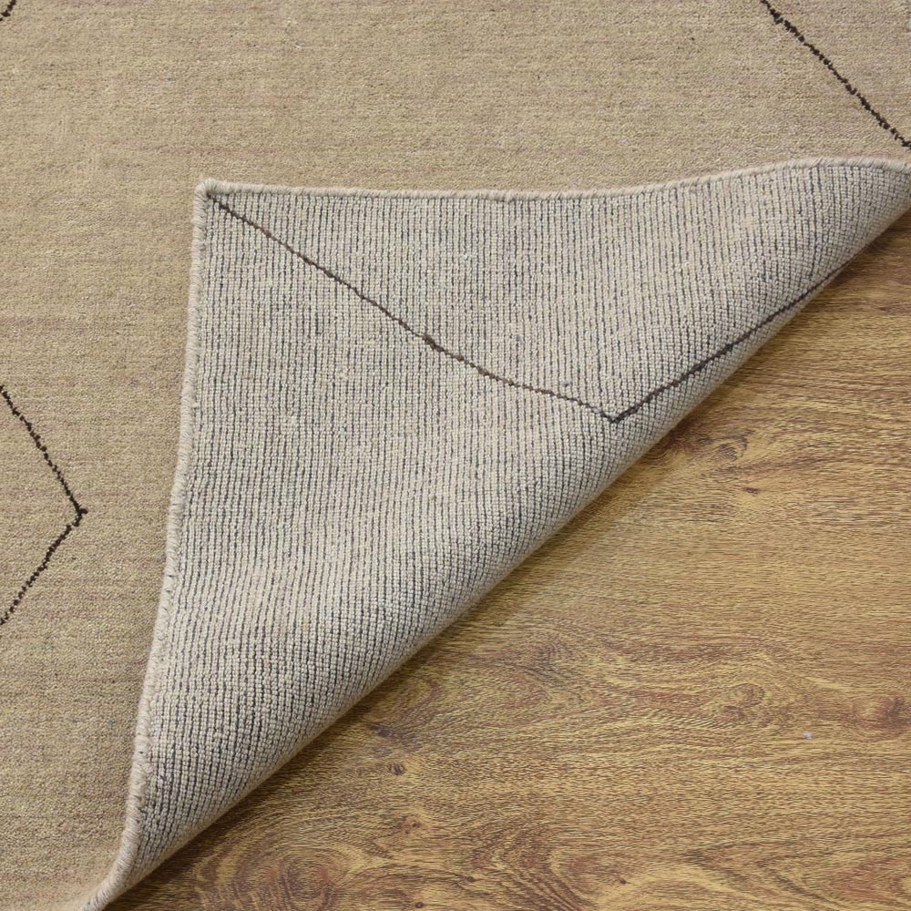 hand-knotted-loom-wool-area-rug-geometric-beige-brown-closeup 3
