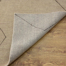 hand-knotted-loom-wool-area-rug-geometric-beige-brown-closeup 3