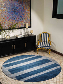 hand-knotted-wool-contemporary-light-blue-round-rug-side-1