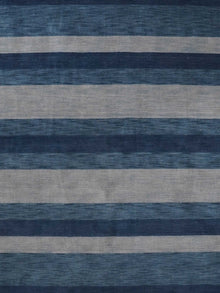 hand-knotted-wool-contemporary-light-blue-square-rug-closeup-2