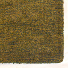 hand-knotted-loom-silk-area-runner-rug-light-green-closeup 2