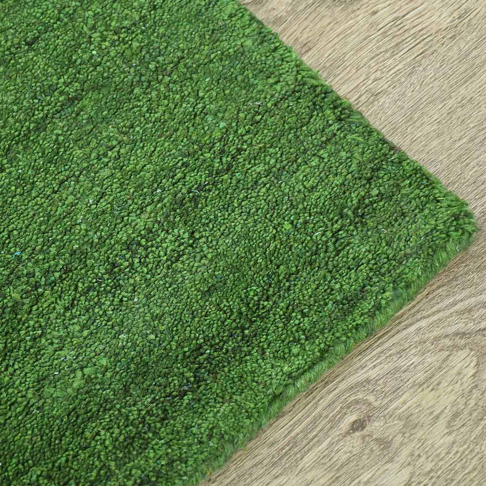 hand-knotted-loom-silk-area-rug-light-green-beige-closeup 2