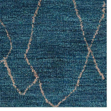 hand-knotted-loom-silk-area-rug-geometric-light-blue-closeup 1