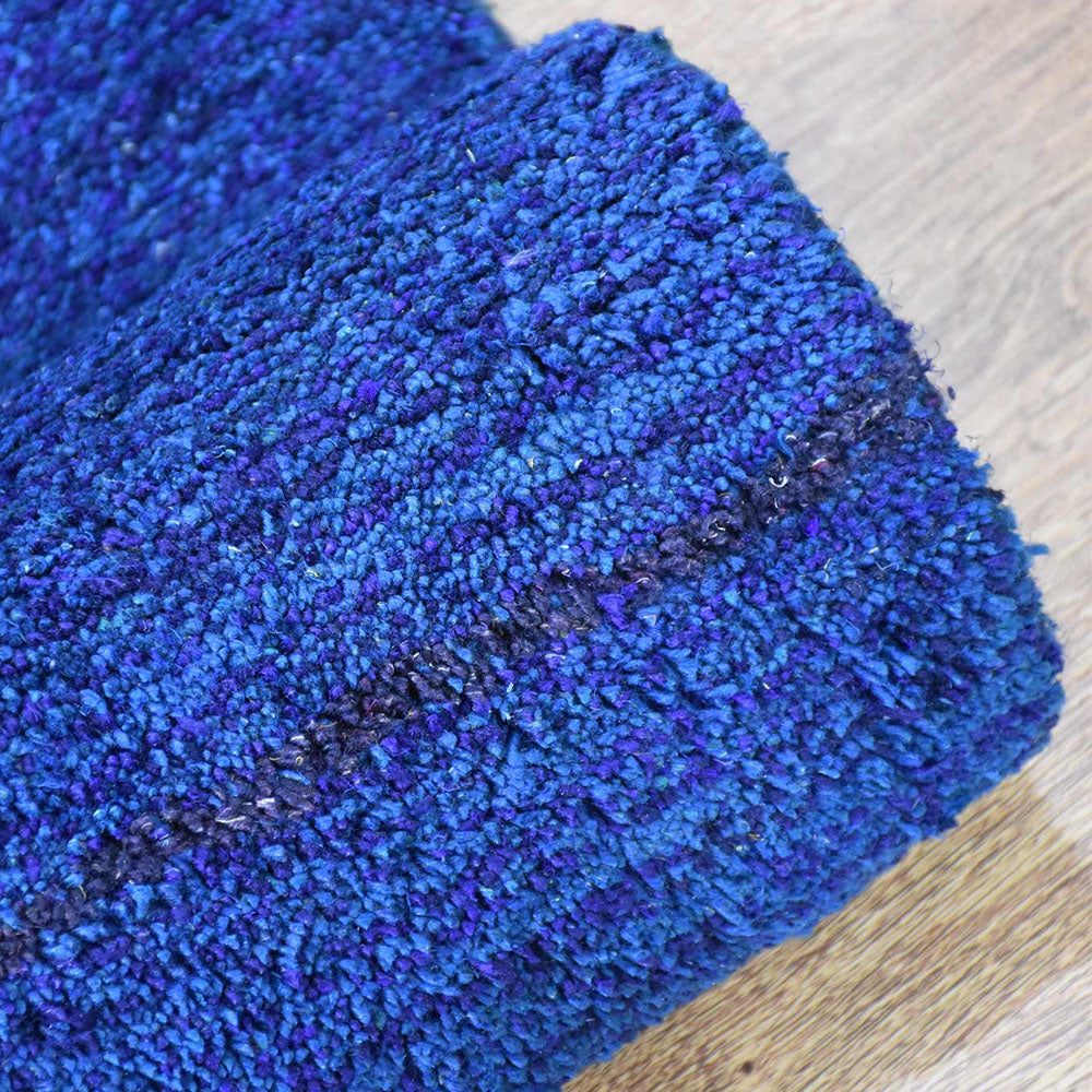 hand-knotted-loom-silk-area-rug-contemporary-blue-closeup 5