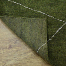 Loom Hand Knotted Rug