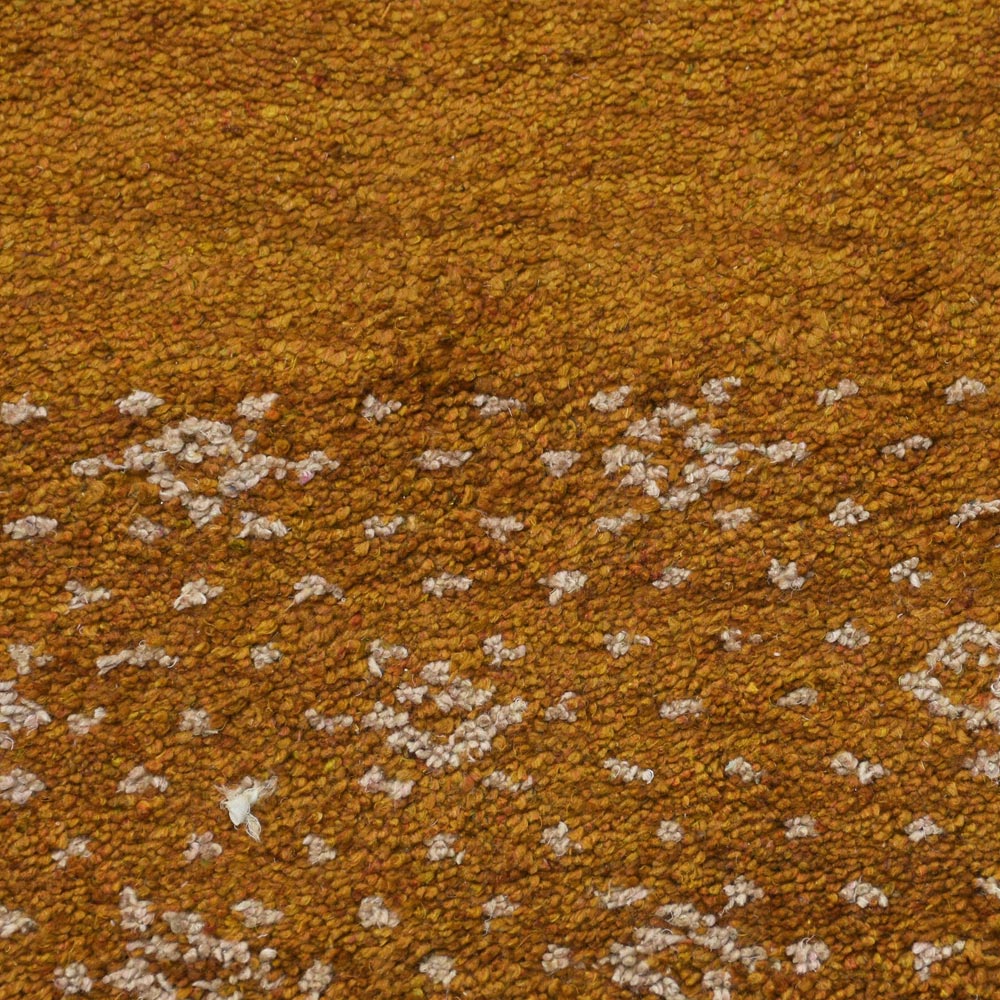 Exquisite Hand Knotted Rug