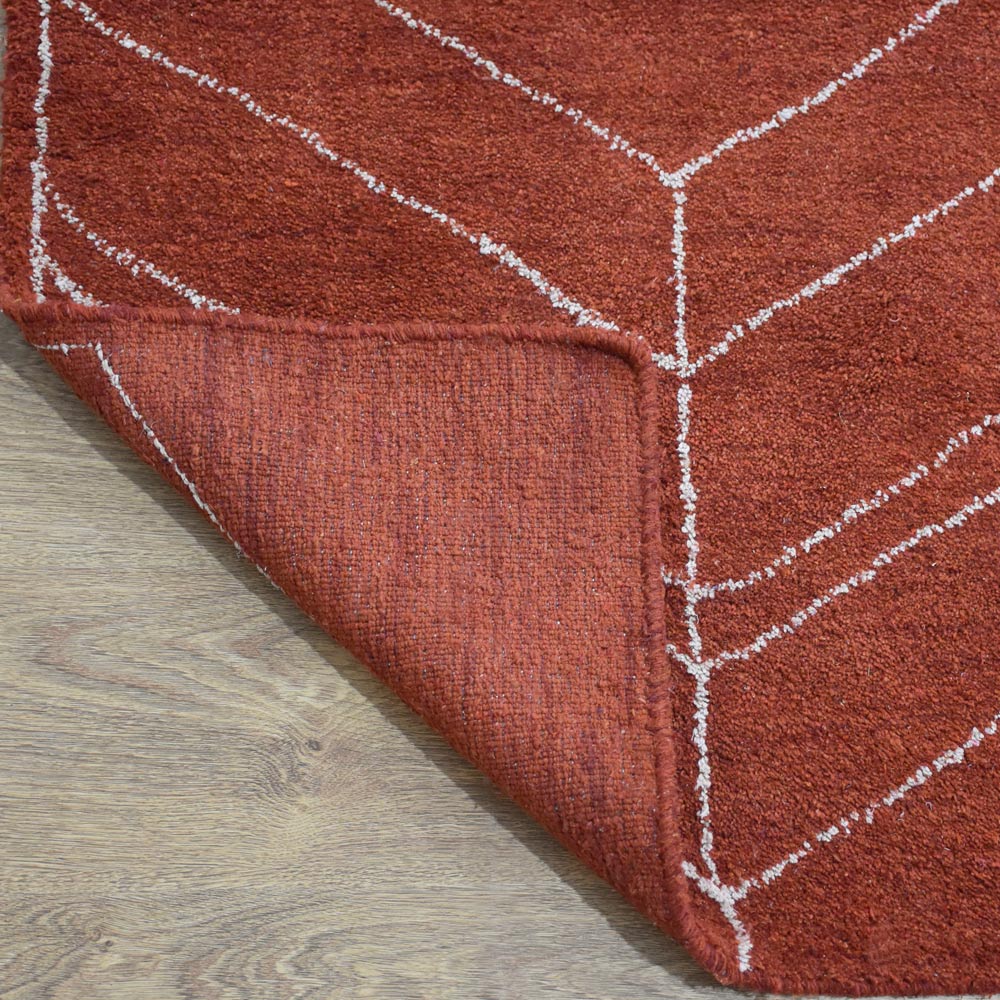 hand-knotted-loom-silk-mix-geometric-light-red-beige-rug-closeup 3