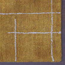 hand-knotted-silk-contemporary-gold-beige-rug-closeup-2
