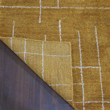 hand-knotted-silk-contemporary-gold-beige-rug-closeup-3