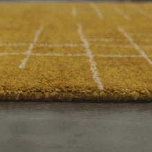 hand-knotted-silk-contemporary-gold-beige-rug-closeup-4