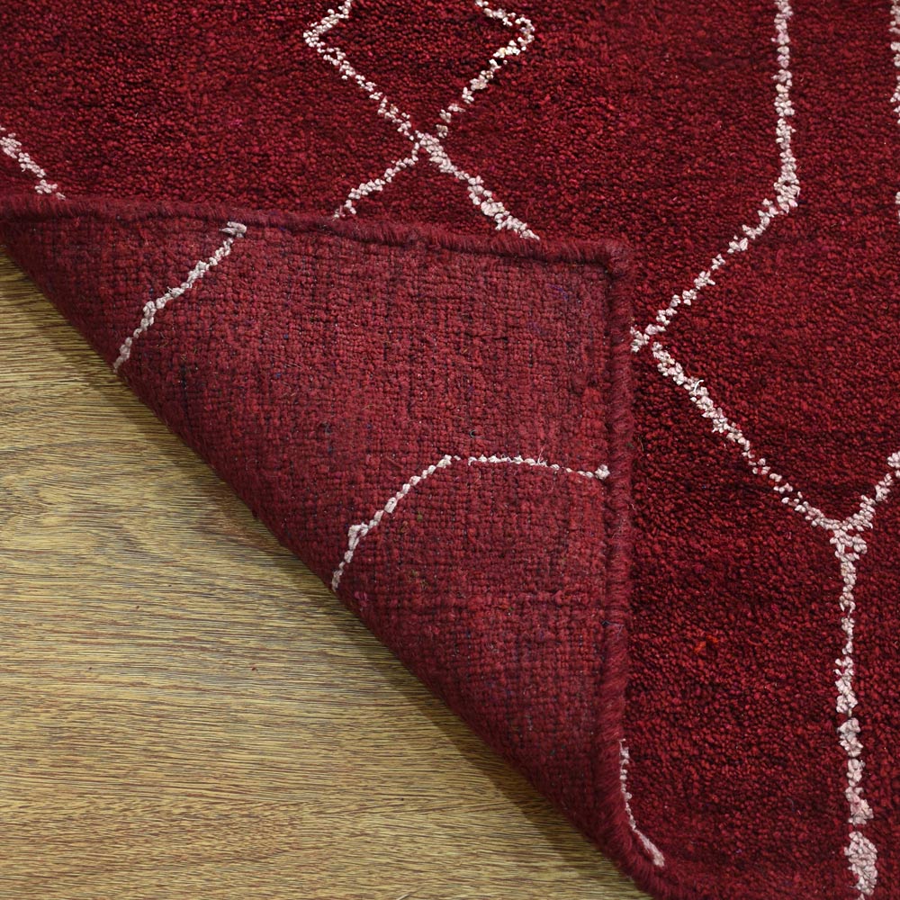 hand-knotted-red-white-geometric-area-rug-closeup-1