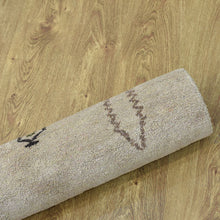 Style Hand Knotted Rug
