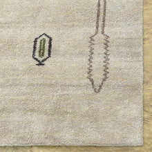 Style Hand Knotted Rug