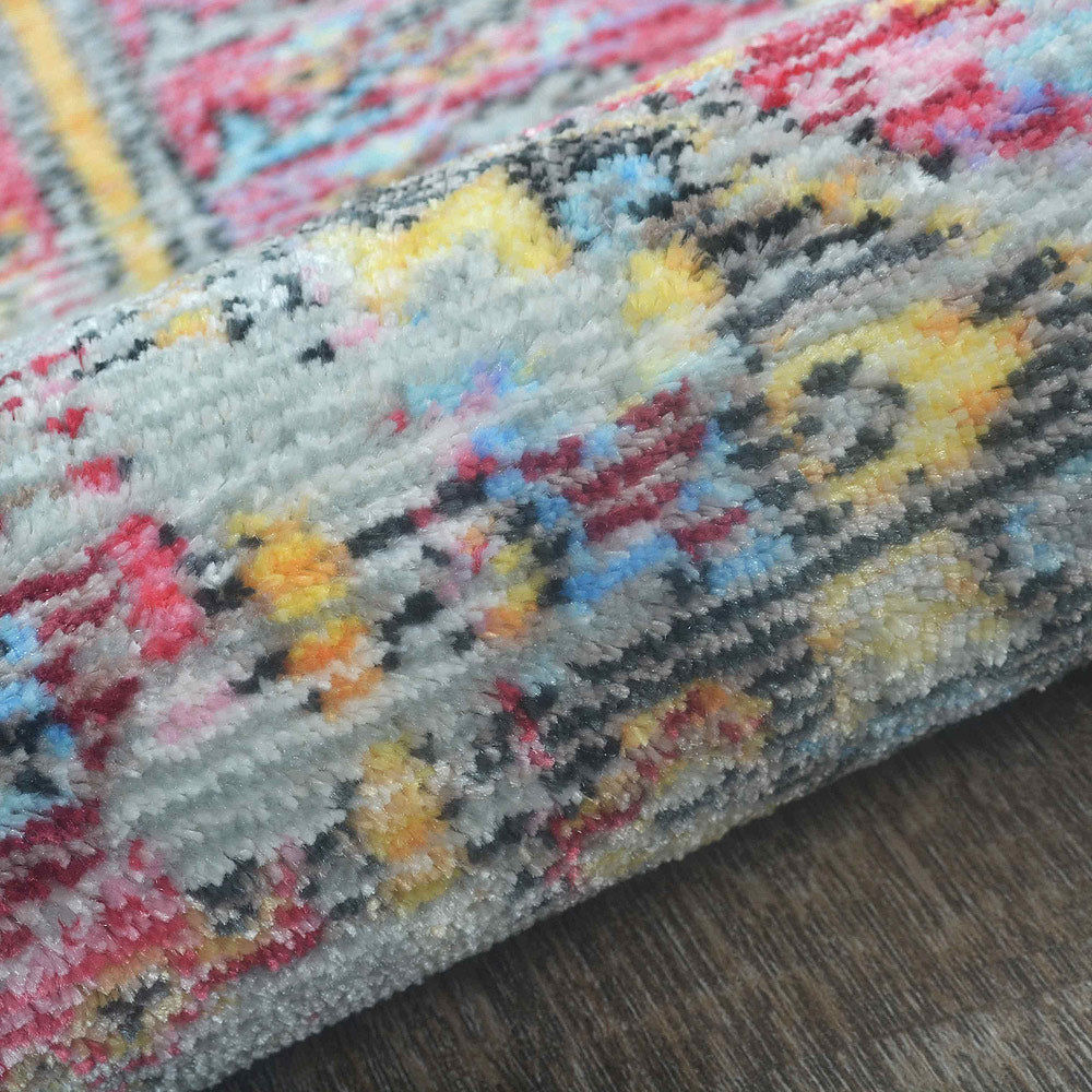 Rugnique Machine Woven Rug