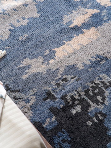 Quasar Hand Knotted Rug