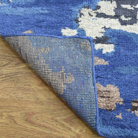 Vibrata Hand Knotted Rug