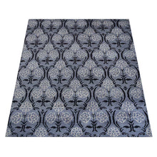 Gladiolus Hand Knotted Rug