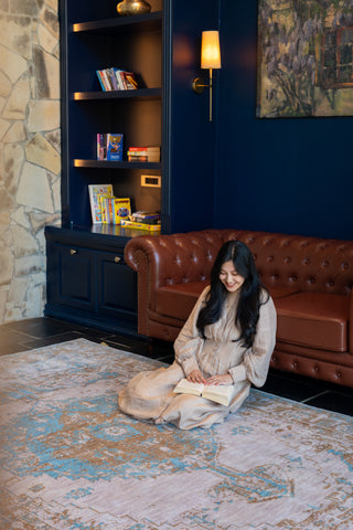 Sahara Mist Hand Knotted Wool Oriental Area Rug