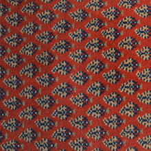 hand-knotted-persian-wool-runner-area-rug-oriental-red-Closeup