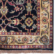 hand-knotted-persian-oriental-runner-rug-closeup-1