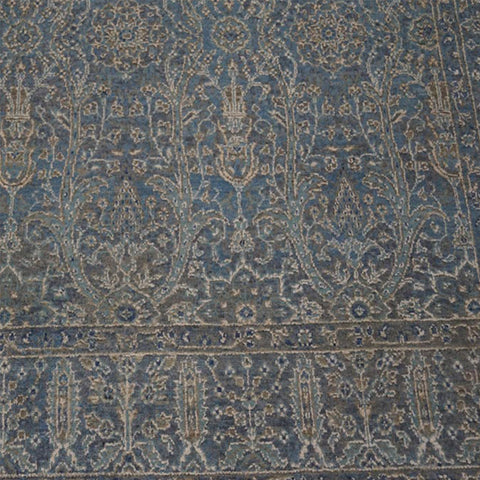 Lustrous Hand Knotted Persian Rug