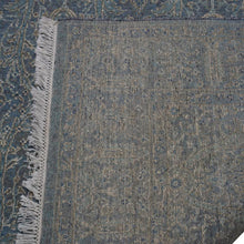 Lustrous Hand Knotted Persian Rug