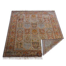 Splendid Hand Knotted Persian Rug